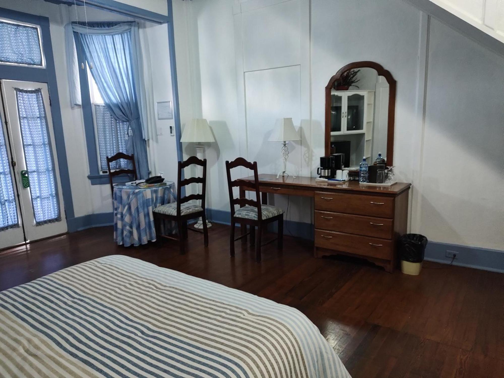 The Great House Inn Белиз-Сити Экстерьер фото